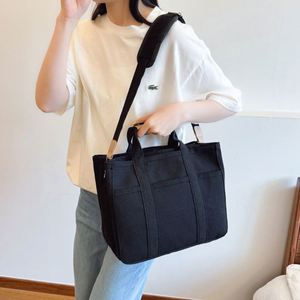 Ins Mommy Canvas Multifunctional Maternity Single-Shoulder Crossbody <b>Hand</b> <b>Bag</b> Color-Blocking Design Medium Daily Tote <b>Bag</b> - Product Image 4