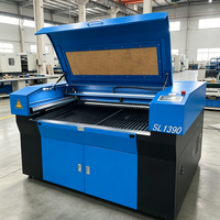 Machine à laser CO2 1300*900mm 150W, facile à installer et à utiliser, haute vitesse pour la gravure et la découpe de l'acrylique