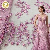 Tissu de Luxe Rose en Dentelle Tissée avec Appliques Florales 3D Brodé de Perles pour Robes, Mariages et Sacs – Tissu de Créateur de Haute Qualité