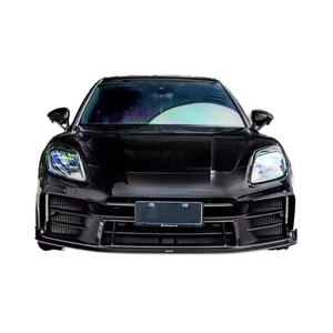ชุดแต่งคาร์บอนไฟเบอร์สำหรับ Porsche Panamera 976 สภาพใหม่ ประกอบด้วยลิ้นกันชนหน้า ดิฟฟิวเซอร์ สปอยเลอร์ สเกิร์ตข้าง และลิ้นกันชนหน้าคาร์บอนไฟเบอร์ - Product Image 1