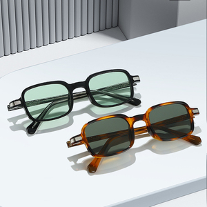 Gafas de Sol Cuadradas de Diseño Personalizadas para Hombre 2026, Gafas de Sol Vintage con Protección UV400, Gafas de Sol de PC - Product Image 4