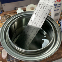 Vernis de finition automobile 2K à base de liant acrylique de l'usine chimique Haiwen, peinture en spray à profondeur de couleur accrue pour voitures et bateaux
