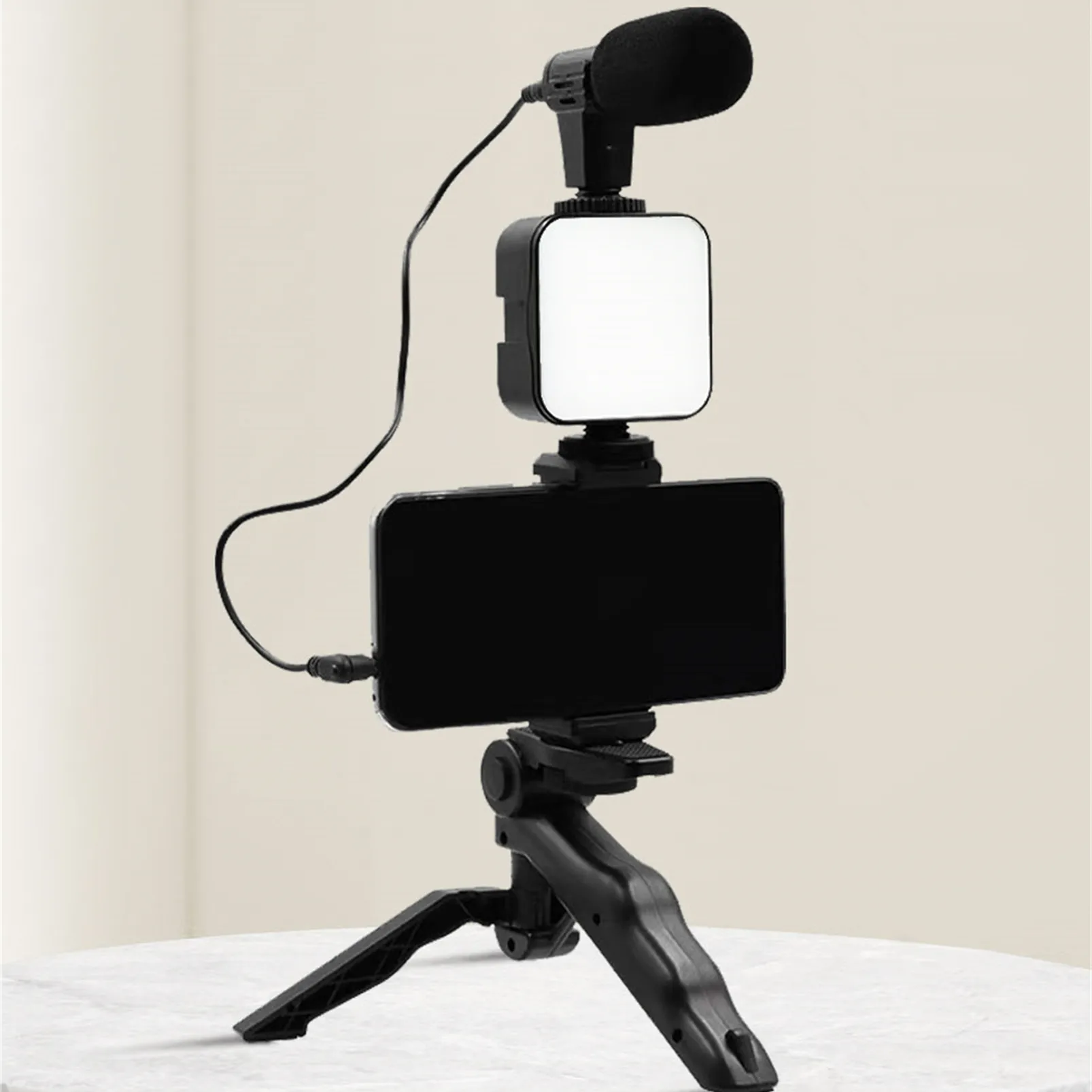 マイク三脚リモコン付きポケットポータブルLED自撮りフィルライトキット卸売AY-49ビデオメーカーライト