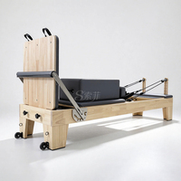 Appareil de Pilates Reformer en Bois de Chêne Durable de Haute Qualité, Équipement de Fitness pour Gym, Machine Classique Économique, Couleur et Logo Personnalisables