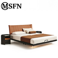 Cama Flotante Vertical Moderna con Tapicería de Microfibra, Base de Acrílico, Cabecera Texturizada Elegante y Diseño Vertical a Rayas