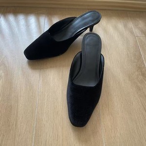 Nouvelles mules à talon fin en cuir véritable imprimé léopard, bout fermé, pour femme, collection Printemps-Été 2026 – Sandales à talon moyen pour l'extérieur - Product Image 4