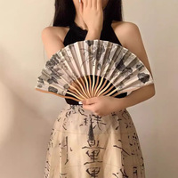 Nouveau éventail pliant imprimé de fleurs style peinture à l'encre chinoise, portable, en bambou, personnalisable, style antique, pour Halloween
