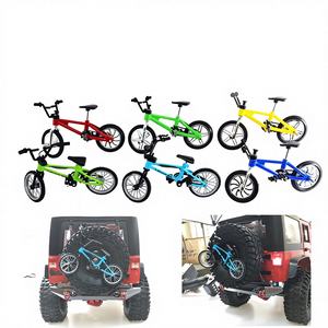 Pièces de décoration miniatures pour carrosserie de voiture RC, vélo et toit de modèle réduit, pour la personnalisation DIY des carrosseries de modèles de camions RC tout-terrain et de crawlers - Product Image 5