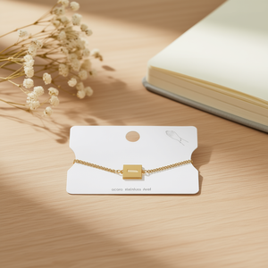 Bracciale in Acciaio Inossidabile con Targhetta Lettera I 12x14cm, Gioiello alla Moda con Catena a Maglie - Product Image 2