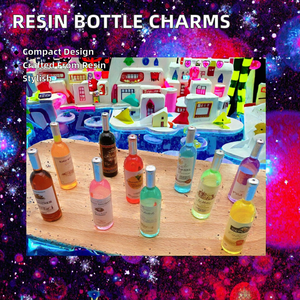 Миниатюрные поделки из смолы в виде бутылки шампанского: аксессуары для чехлов телефонов, подвески для ключей, для праздничного декора. Производство HQ Brand Casting. - Product Image 2