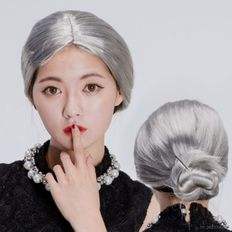 วิกผมสีเงินหรูหราสำหรับโอกาสพิเศษสำหรับงานปาร์ตี้ของคุณยาย - Product Image 1