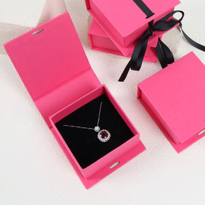 Scatola di cartone con profumo magnetico di colore rosa nero di lusso scatola regalo spugna fodera in goffratura in lamina d'oro confezione regalo per gioielli - Product Image 3