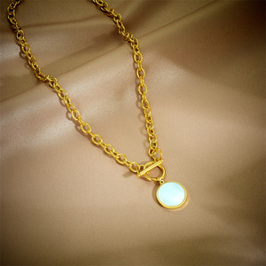 European American Fashion Minimalist Round Plaque OT Buckle Titanium Steel Chain Necklace Gold Everyday Wear - Product Image 1