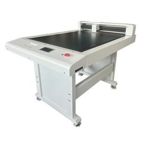 Table de découpe pour traceur avec moteur servo et caméra - Product Image 1