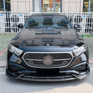 สปลิตเตอร์หน้า Amp-Z ลายคาร์บอนไฟเบอร์ ผิวด้าน สำหรับรถยนต์ Mercedes-Benz E-Class W214 E260 E300 ปี 2024+ - Product Image 3