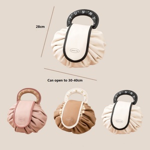 Nouvelle Trousse de Toilette Femme Grande Capacité Imperméable Portable avec Fermeture Éclair Tendance pour l'Extérieur - Product Image 2