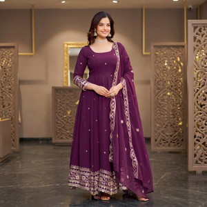 ชุดเดรส Anarkali ผ้าจอร์เจตต์ปักลายดิ้นประดับเลื่อม พร้อมผ้าคลุมไหล่ สำหรับผู้หญิง - ชุดออกงาน ไม่ยับง่าย - Product Image 1