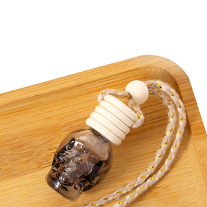 Ru Star 8ml Black <strong>Skull</strong> Shaped Luxury Hanging <strong>Glass</strong> Car Air Freshener Essential Oil Perfume Diffuser <strong>Bottle</strong> With Lid - Product Image 5