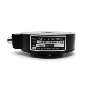 Codificador Rotatorio Shanghai Watanabe HLE30-1024D-6LY.AC Óptico Incremental con Conector Horizontal de Centro Abierto - Product Image 4