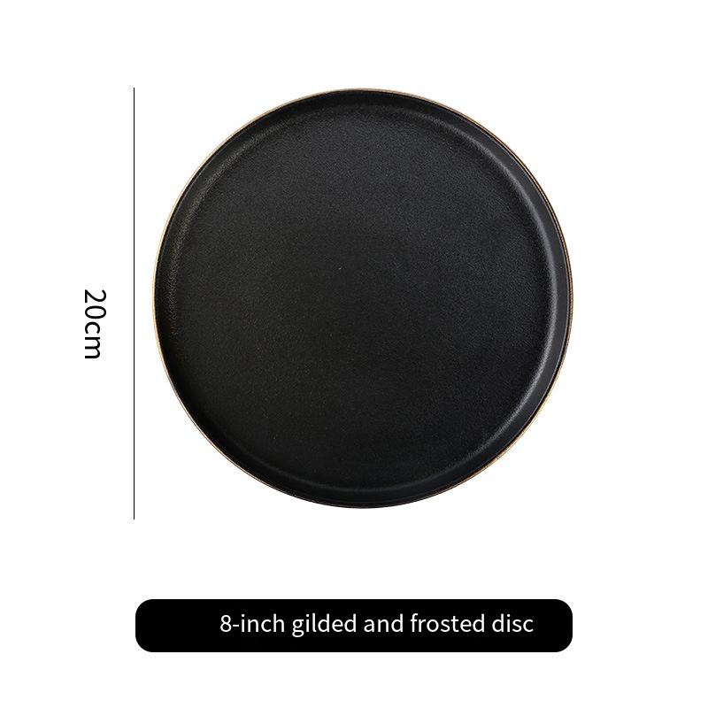 Assiette noire mate avec bordure dorée 20 cm