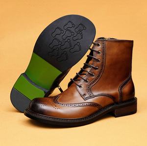Botas Oxford de Cuero Genuino de Alta Calidad con Correa Monk, Puntera de Acero, Masajeadoras y Grabadas, Estilo Retro Británico para Oficina y Carrera Profesional - Product Image 3