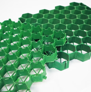 Griglia in Plastica a Nido d'Ape per Pavimentazione in Erba Sintetica, Dimensioni 500*500 con Geotessile per Giardino, Tetto, Via Antincendio - Product Image 4