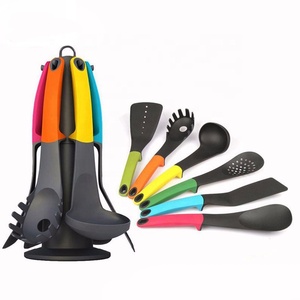 Manufacturer Custom Supplier Sale >20 Pieces Custom Color TPR+Nylon Plastic Hand Grip Lightweight Durable Kitchen Utensils Set