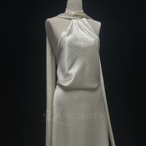 ชุดแต่งงานทรงเมอร์เมดแบบคลาสสิกสมัยใหม่ NT34 พร้อมผ้าคลุมไหล่ยาวประดับดอกไม้คริสตัล - Product Image 6