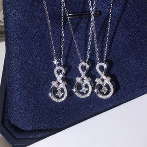Collana con Ciondolo Infinito per Donne, Catena con Numero Otto Intrecciato, Gioiello Minimalista Elegante e alla Moda - Product Image 4