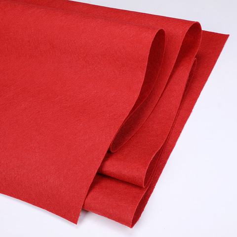 Disposable Eco-Friendly Non-Slip Velvet Carpet-Red Banquet Roll Runner for Weddings Receptions Car Bag Accessories