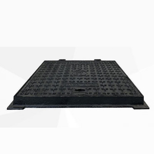 Couvre-égouts en fonte ductile haute résistance pour sections routières traversées par des véhicules lourds - Product Image 2