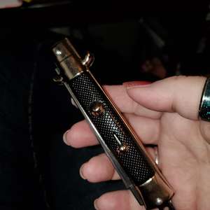 9 pollici in acciaio inox automatico a pressione spazzola a pettine interruttore-lama pieghevole tasca barbiere uomo Styling pettine per la festa del papà - Product Image 4