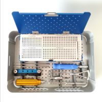 2.7/3.5 Ensemble orthopédique vétérinaire TPLO pour chiens avec seringues et forceps