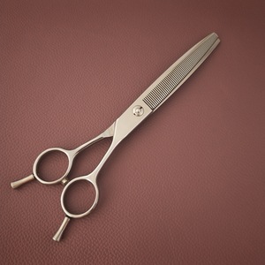 Tijeras de entresacar curvas GFD de 7 pulgadas, acero 440C, tijeras profesionales para peluquería canina y felina - Product Image 2