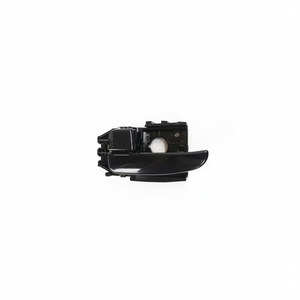 Manija Interior Izquierda de Puerta Delantera para Elantra 01-06, Negra, 82610-2D000 - Product Image 2