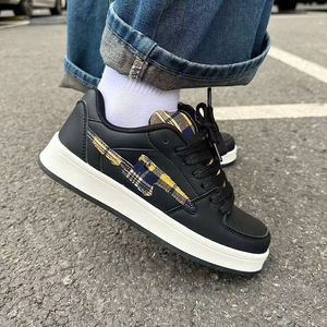 Nouvelles mules Lightning - chaussures décontractées pour hommes et femmes, modèle polyvalent et rétro, idéal pour les couples - Product Image 3