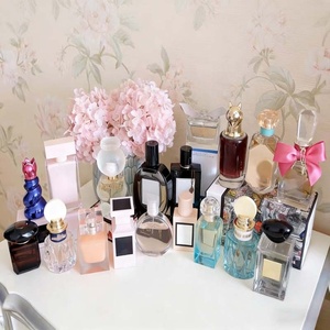 Mini-parfum portable, parfum unisexe compact, léger et <span class=keywords><strong>facile</strong></span> à transporter, idéal pour les voyages/le bureau/la poche, parfum de haute qualité - Product Image 4