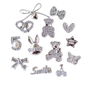 <span class=keywords><strong>Dulce</strong></span> Cool Metal plateado conejo oso mariposa pajarita estrella de cinco puntas amor joyería accesorios teléfono caso Diy Material - Product Image 5