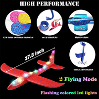 48cm Plastik-LED-Lichtflugzeug Fliegendes Spielzeug für Kinder Outdoor-Sport Geburtstag Weihnachten Neujahr Party-Geschenke