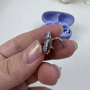 Nouveauté Casque de Sport Intra-Auriculaire, Clip d'Oreille, Haute Valeur Chromatique, Casque Sans Fil Bluetooth Non Intra-Auriculaire avec Clip de Luxe pour Chien - Product Image 3