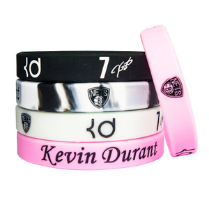 Bracelets de sport en <span class=keywords><strong>silicone</strong></span> élastique durables pour le basketball, vente en gros - Product Image 4
