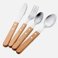 Ensemble de couverts en acier inoxydable moderne avec logo gravé à la main Couverts de restaurant Cuillères en argent Fourchettes Couteaux
