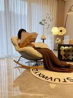 Chaise longue de luxe légère en nid d'abeille pour la maison, la chambre à coucher ou le salon, le balcon, le canapé à bascule avec fonction de personne paresseuse pour la salle à manger
