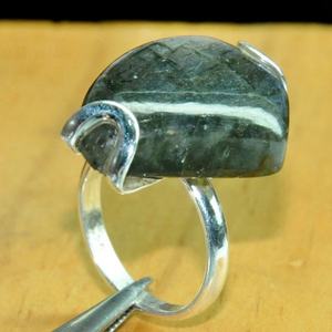 Anillo de Plata de Ley 925 con Labradorita de Corte Ovalado, Joyería Fina de Plata de Ley, Rayo de Luz de Prestigio - Product Image 2