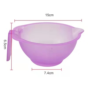 Cuencos de plástico para <span class=keywords><strong>tinte</strong></span> de <span class=keywords><strong>pelo</strong></span> de peluquero, paleta con ventosa para mezclar y teñir el cabello, venta al por mayor - Product Image 6