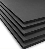 Feuille d'isolation en mousse de caoutchouc microcellulaire NBR à cellules fermées pour la résistance thermique