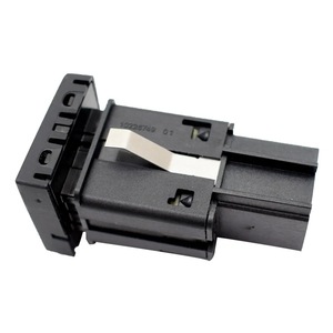 ปุ่มสตาร์ทแบบไร้กุญแจ Yunnuo รุ่น 16D959839 สำหรับสวิตช์กุญแจรถ Volkswagen Sagitar พร้อมระบบเข้ารถแบบไร้กุญแจ - Product Image 4