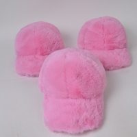 Sombrero de béisbol de felpa rosa de invierno para mujer, gorra de béisbol cálida a prueba de viento peluda de piel de conejo sintética bordada