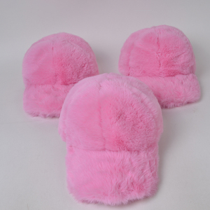 Casquette de baseball en peluche rose d'hiver pour femmes, brodée en fausse <span class=keywords><strong>fourrure</strong></span> de lapin, coupe-vent et chaude. - Product Image 2