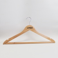 Bandes de cintre en bois pour garde-robe avec encoches carré antidérapant de couleur naturelle